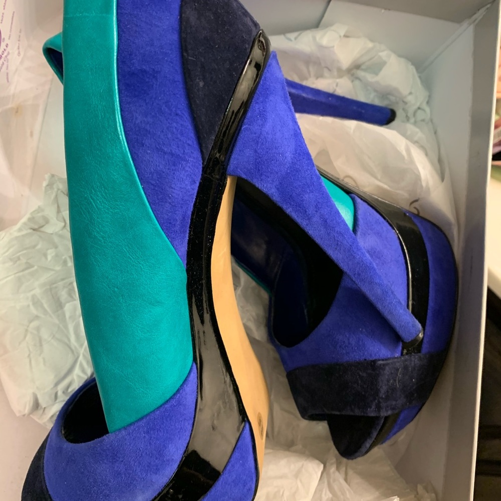 Jessica Simpson Multi Colored Pumps - image 3